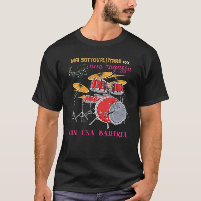 Camiseta Música Nunca Subestima Uma Garota Com Bateria (Frente)