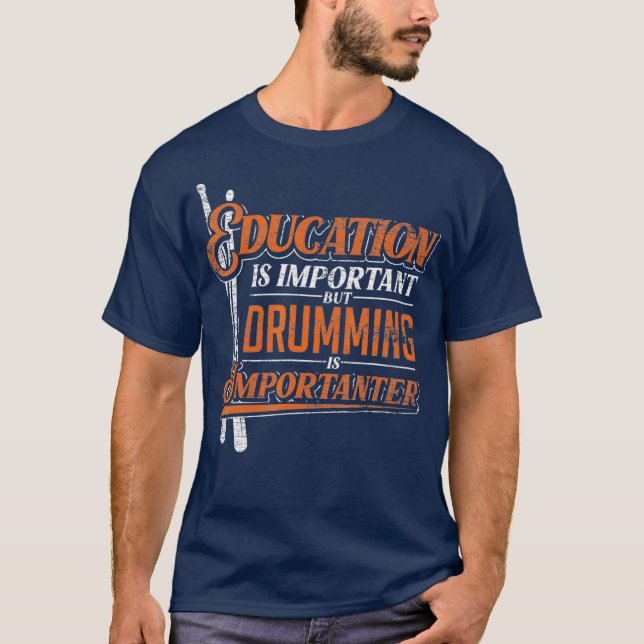 Camiseta Músico de Drummer Engraçado Presente Tambores Idea (Frente)
