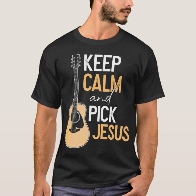 Camiseta Músico de Violão de Bass Cristão Escolhido Jesus (Frente)