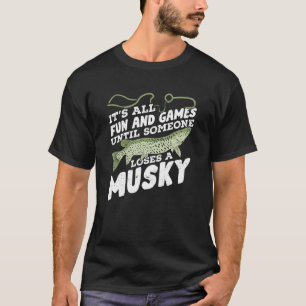 Camiseta Musky Fisheries Design para um pescador