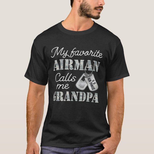 Camiseta My Favorite Airman Calls Me Grandpa USAF Grandpa G (Frente)