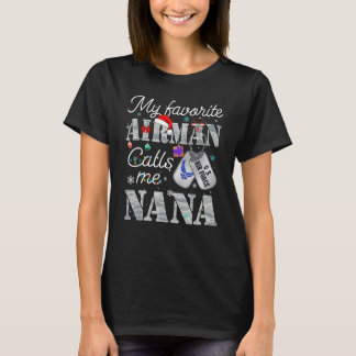 Camiseta My Favorite Airman Calls Me Nana USAF Christmas