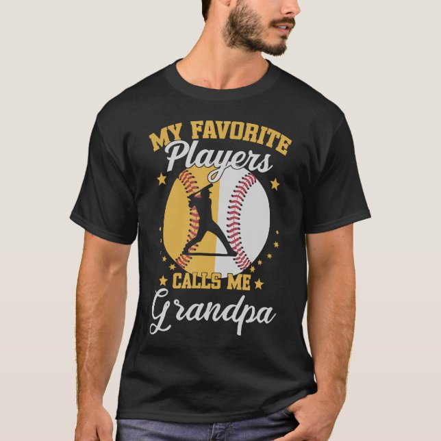 Camiseta My Favorite Baseball Softball Players Calls Me Gra (Frente)