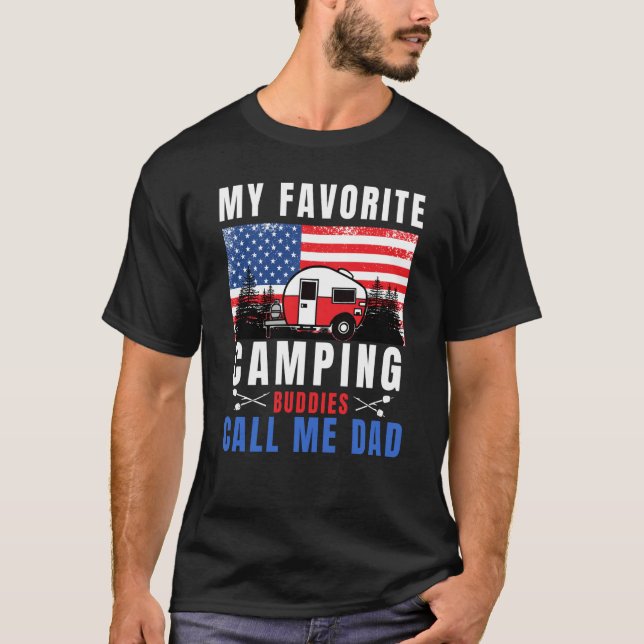 Camiseta My Favorite Camping Buddies Call Me Dad Camping Da (Frente)