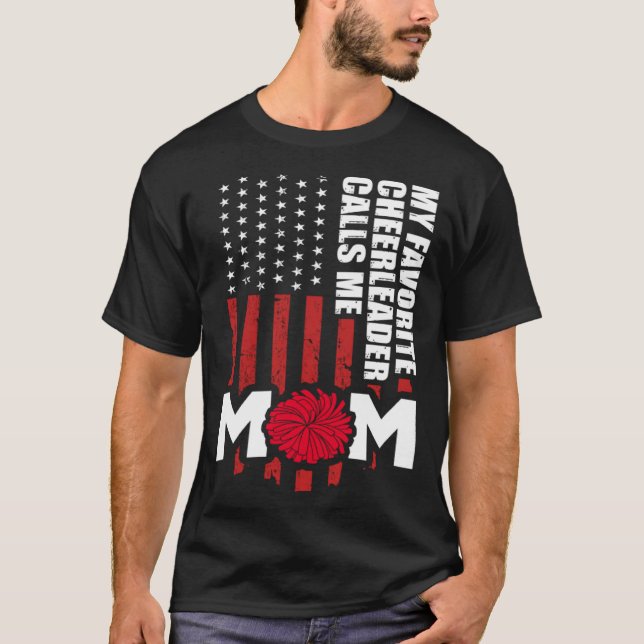 Camiseta My Favorite Cheerleader Calls Me Mom Cheer Team Sq (Frente)