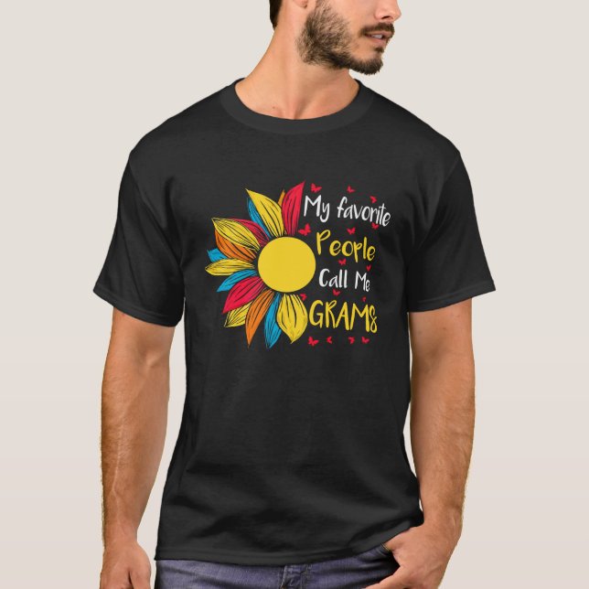 Camiseta My Favorite People Call Me Grams Xmas (Frente)