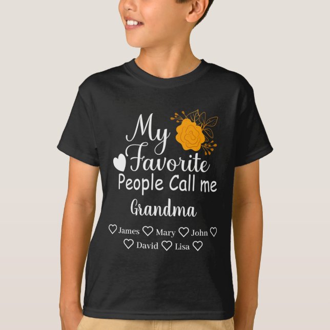 Camiseta My Favorite People Call Me Grandma With Grandkids  (Frente)