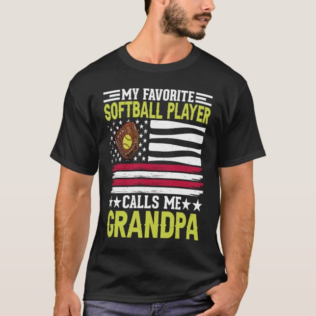 Camiseta My Favorite Softball Player Calls Me grandpa Ameri (Frente)