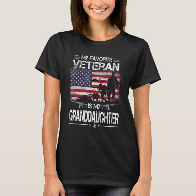 Camiseta My Favorite Veteran Is My Granddaughter   Flag Vet (Frente)