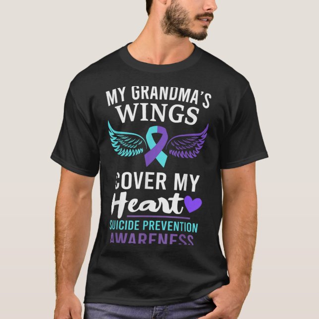 Camiseta My Grandma's Wings Cover Heart Suicide Awareness R (Frente)