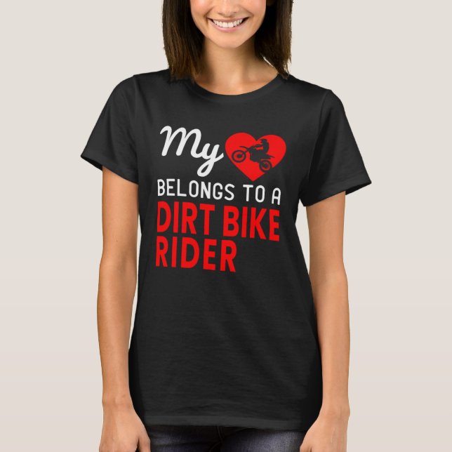 Camiseta My Heart Belongs To A Dirt Bike Rider Valentines D (Frente)