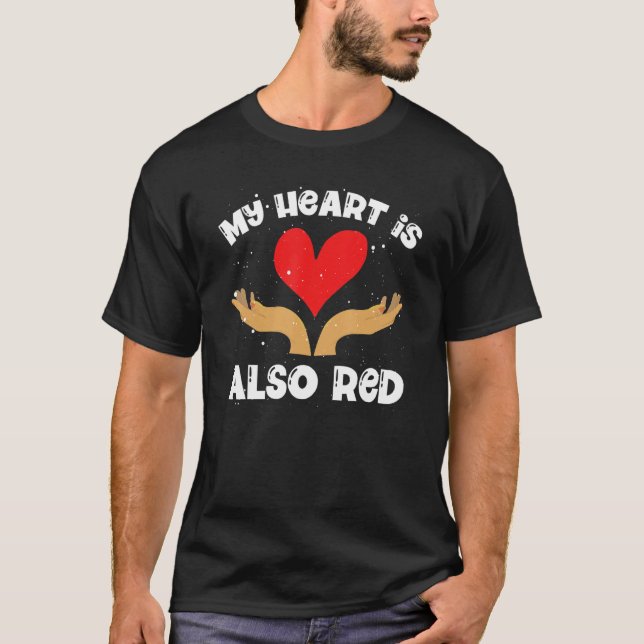 Camiseta My Heart Is Also Red Black King Queen Afrocentric (Frente)