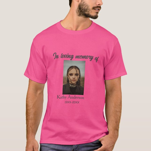 Camiseta Na memória amorosa de adicionar nome memorial keep (Frente)
