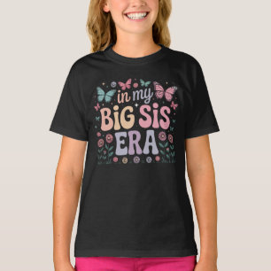 Camiseta Na Minha Era de Irmã Mais Velha Borboleta Floral F