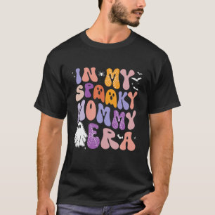 Camiseta Na Minha Era de Mãe Assustadora Groovy Halloween A