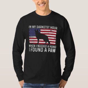 Camiseta Na Minha Hora Mais Escura Eu Cheguei Para Encontra