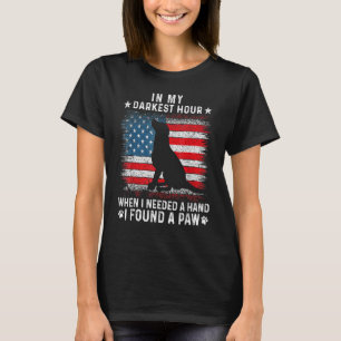 Camiseta Na Minha Hora Mais Escura Quando Precisava De Uma 
