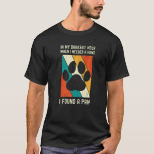 Camiseta na minha hora mais escura quando precisava de uma 