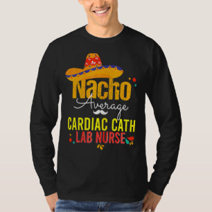 Camiseta Nacho Média Cardiac Cath Labs Enfermeira Cinco De