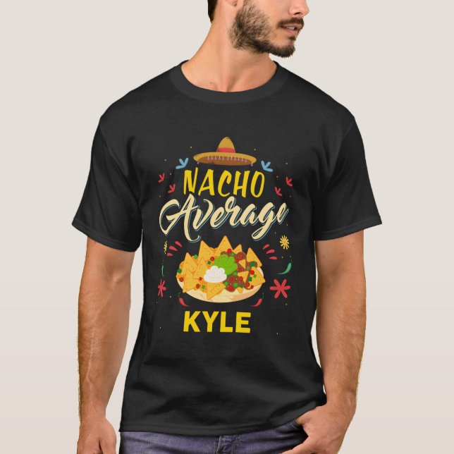 Camiseta Nacho Média Kyle Nome Design (Frente)