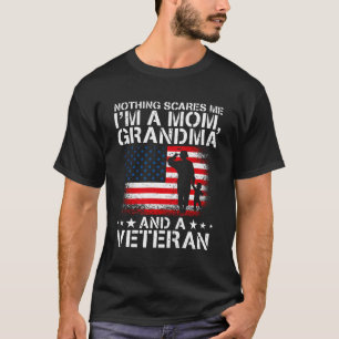 Camiseta Nada Me Assusta Eu Sou Uma Avó Mãe E Um Veterano