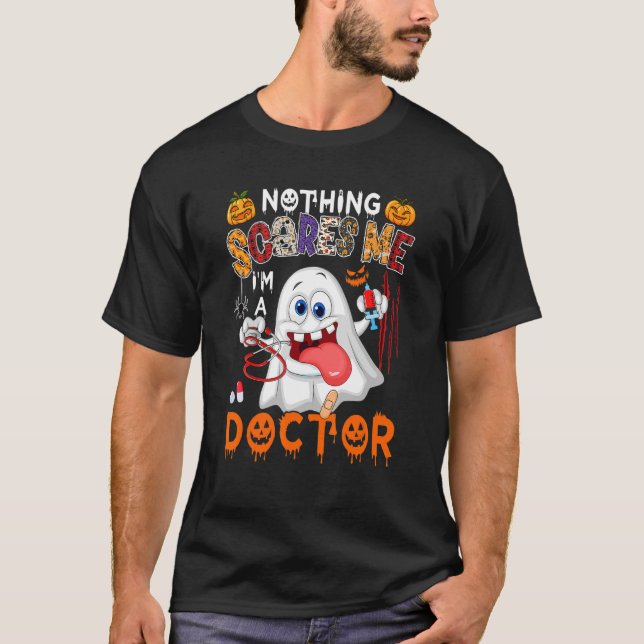 Camiseta Nada me assusta, sou um doutor Halloween Boo Ghost (Frente)