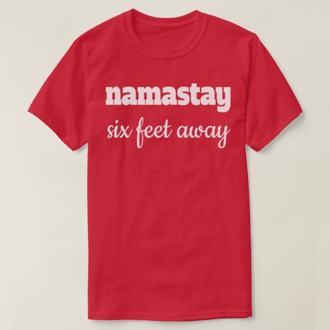 Camiseta Namastay A Seis Pés (Frente do Design)