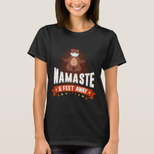 Camiseta Namaste 6 pés longe do urso com máscara facial Yog