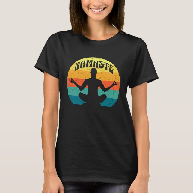 Camiseta Namaste Yoga Pose Peace Meditate Zen Retro Sunset (Frente)