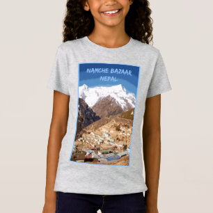 Camiseta Namche Bazaar e vista da montanha, Nepal