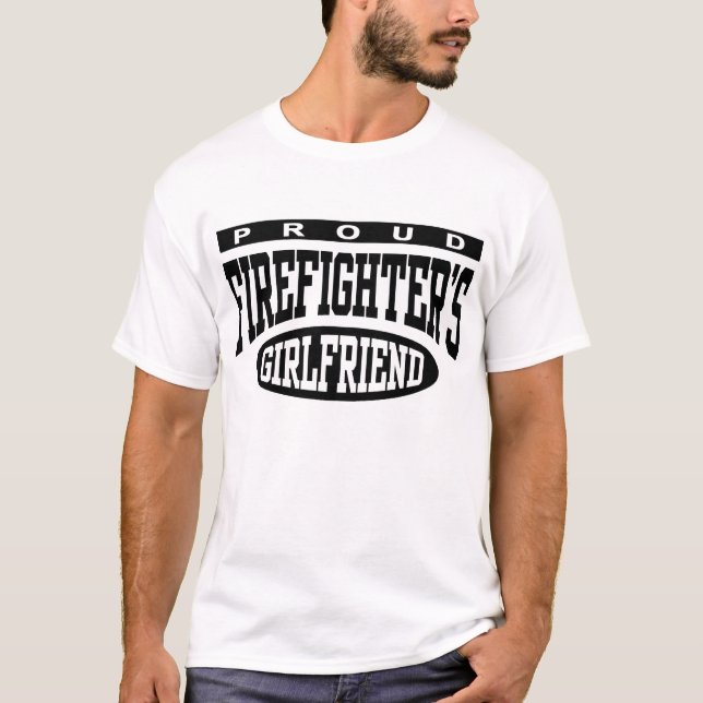 Camiseta Namorada de bombeiro orgulhoso (Frente)