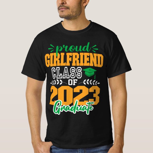 Camiseta Namorada de orgulho de uma Classe de SCRIPT MODERN (Frente)