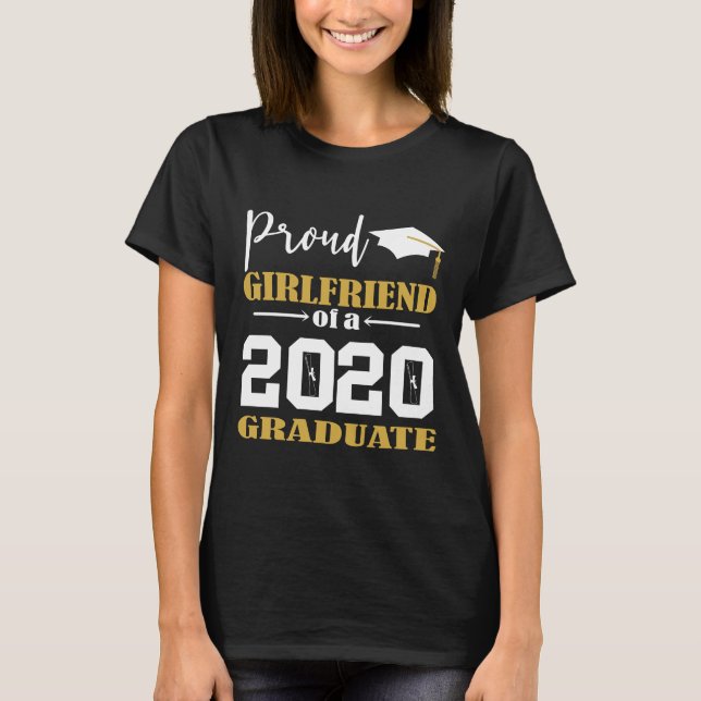 Camiseta Namorada de um Formando branco 2020 (Frente)