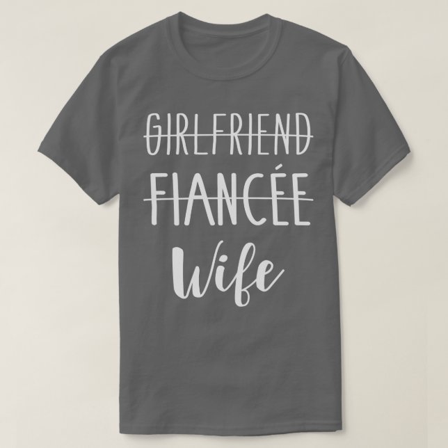 Camiseta Namorada para o casamento e a lua de mel (Frente do Design)