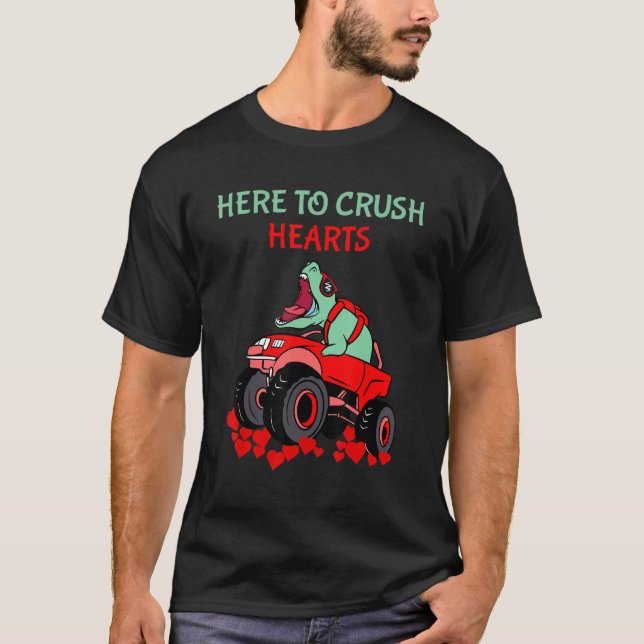 Camiseta Namorados De Caminhão Monstro Do Dinossauro Aqui P (Frente)