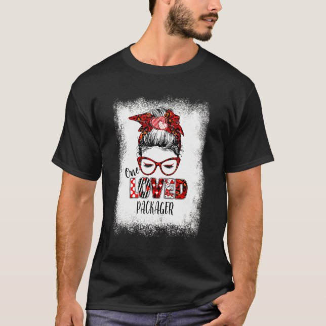 Camiseta Namorados do Messy Bun One Loved Packager Branquea (Frente)