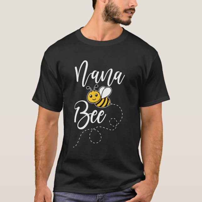 Camiseta Nana Do Bee Day Hive Family Sweet (Frente)