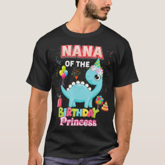 Camiseta Nana Do Jovem Dinossauro Da Família