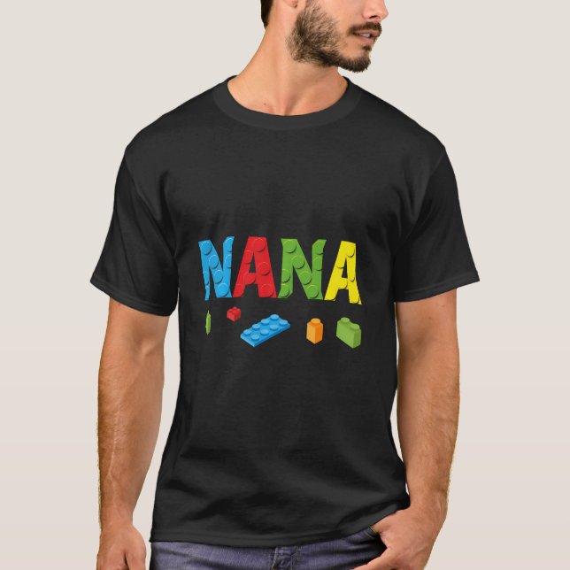 Camiseta Nana Master Builder Building Bricks Família (Frente)