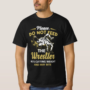 Camiseta Não alimente o lutador que está cortando peso e M