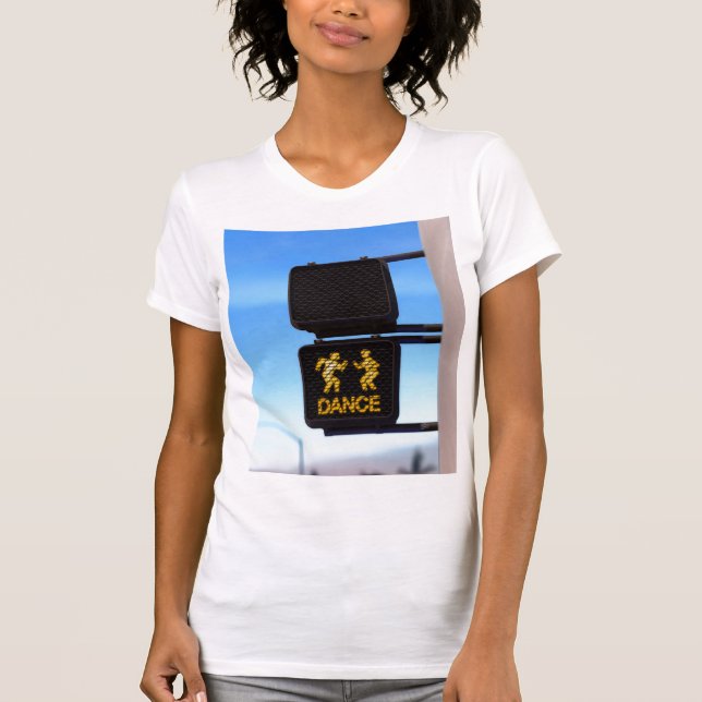 CAMISETA "NÃO ANDA… A DANÇA " (Frente)