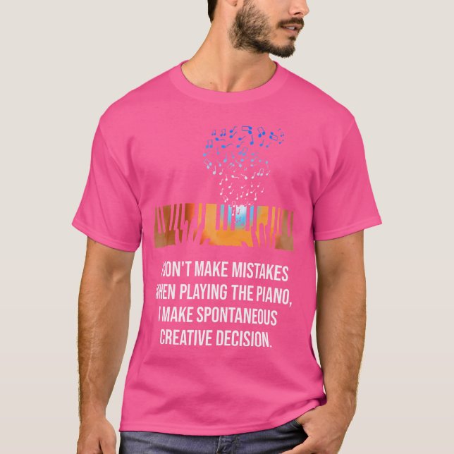 Camiseta Não Cometo Erros Ao Tocar Piano (Frente)