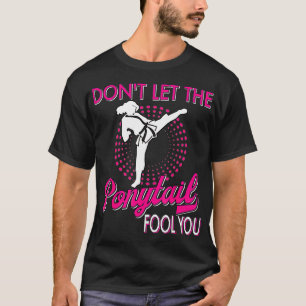 Camiseta Não deixes o rabo-de-cavalo enganar-te, miúdas, mu