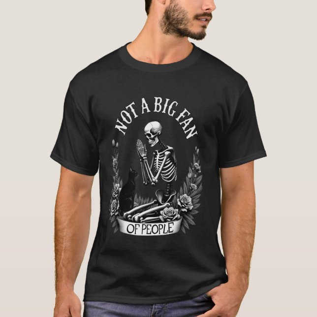 Camiseta Não é fã de pessoas. Introvertido com gato (Frente)