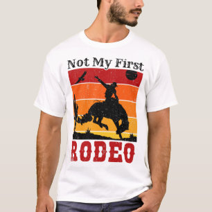 Camiseta Não É O Meu Primeiro Rodeo Cowboy Horse Sunset