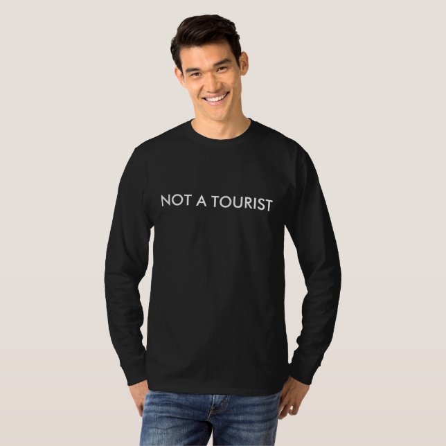 Camiseta Não é um turista Mens LS (Frente Completa)
