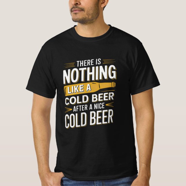 Camiseta Não há nada como uma cerveja fria depois de um bom (Frente)