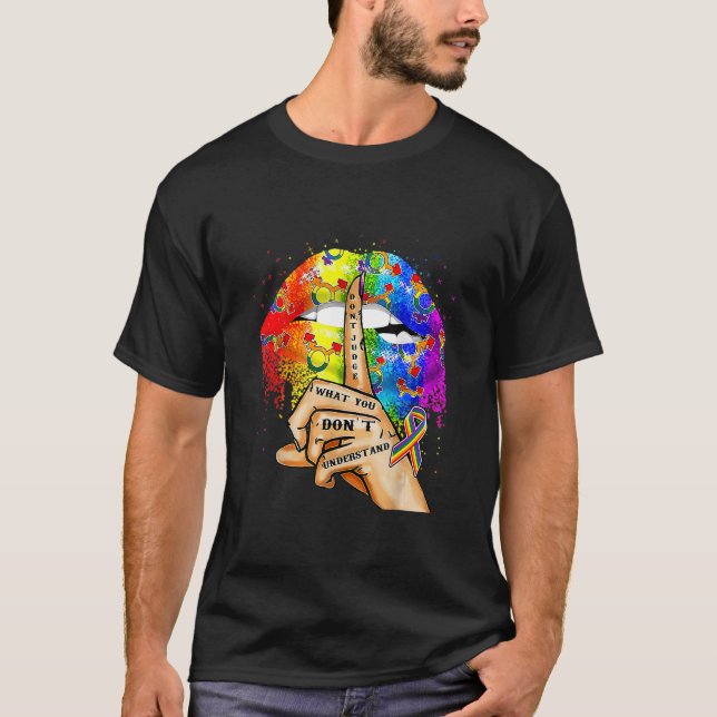 Camiseta Não julgue o que você não entende Lgbt Pride L (Frente)