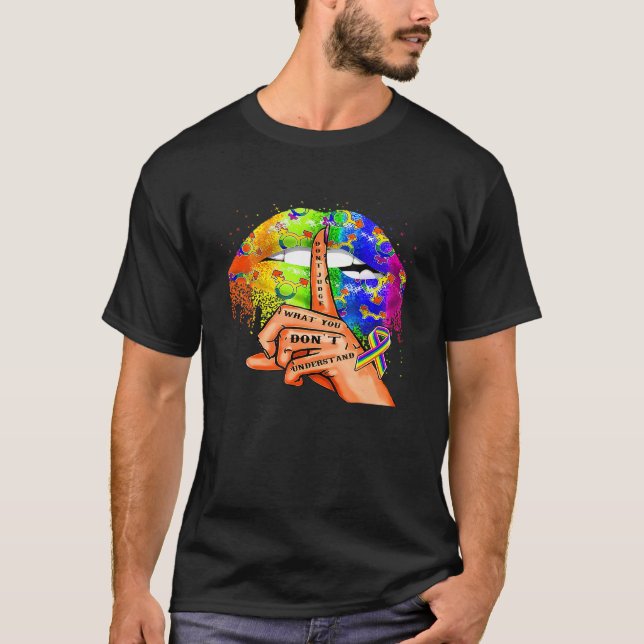 Camiseta Não julgue o que você não entende Lgbt Pride L (Frente)