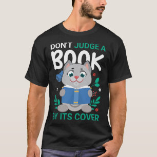Camiseta Não julgue um livro pelo livro da Biblioteca de Di